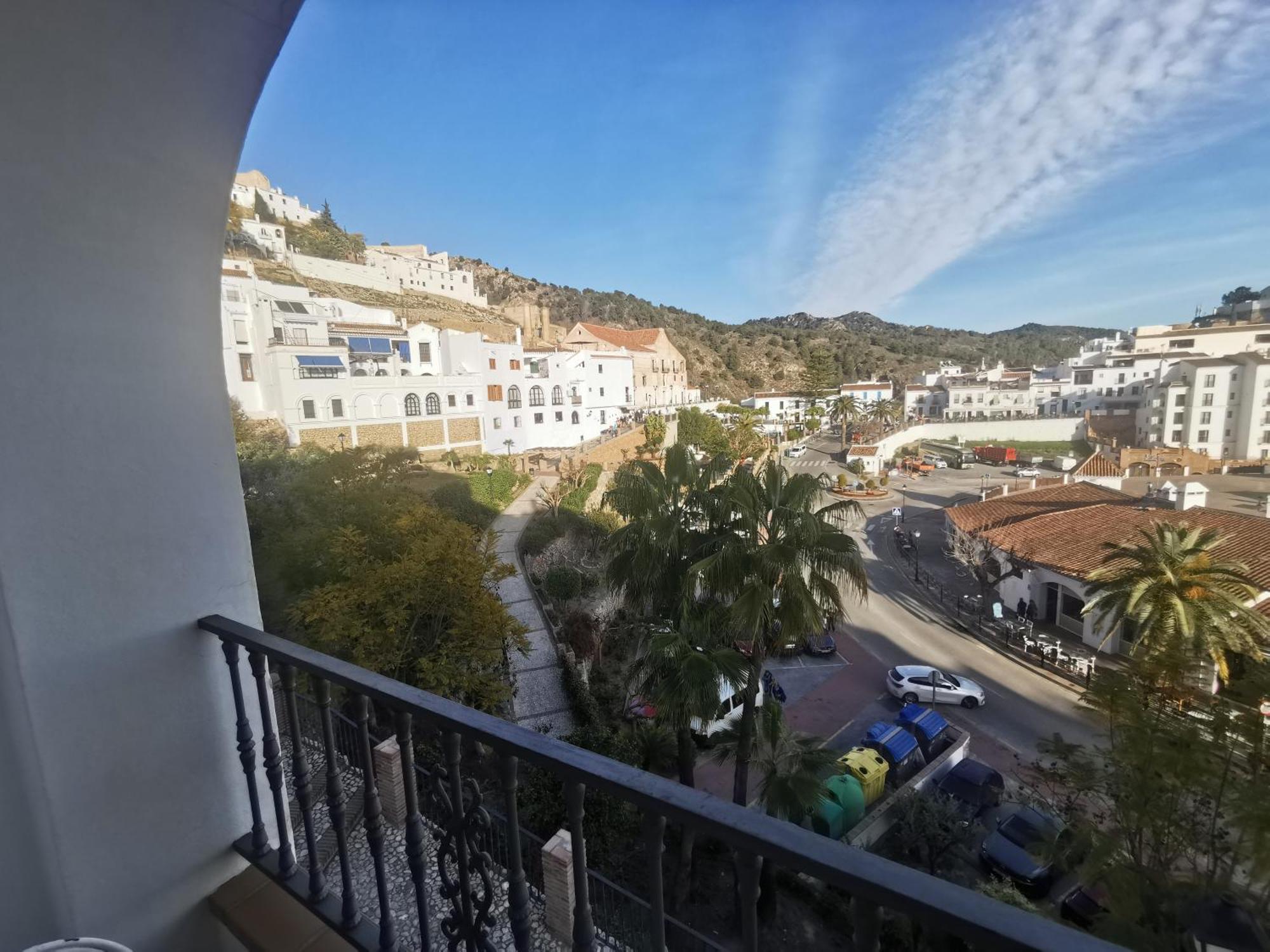 Apartamento Maria Platero Centrico Y Con Las Mejores Vistas Del Casco Antiguo La Montana Y El Mar Mediterraneo Frigiliana Zewnętrze zdjęcie